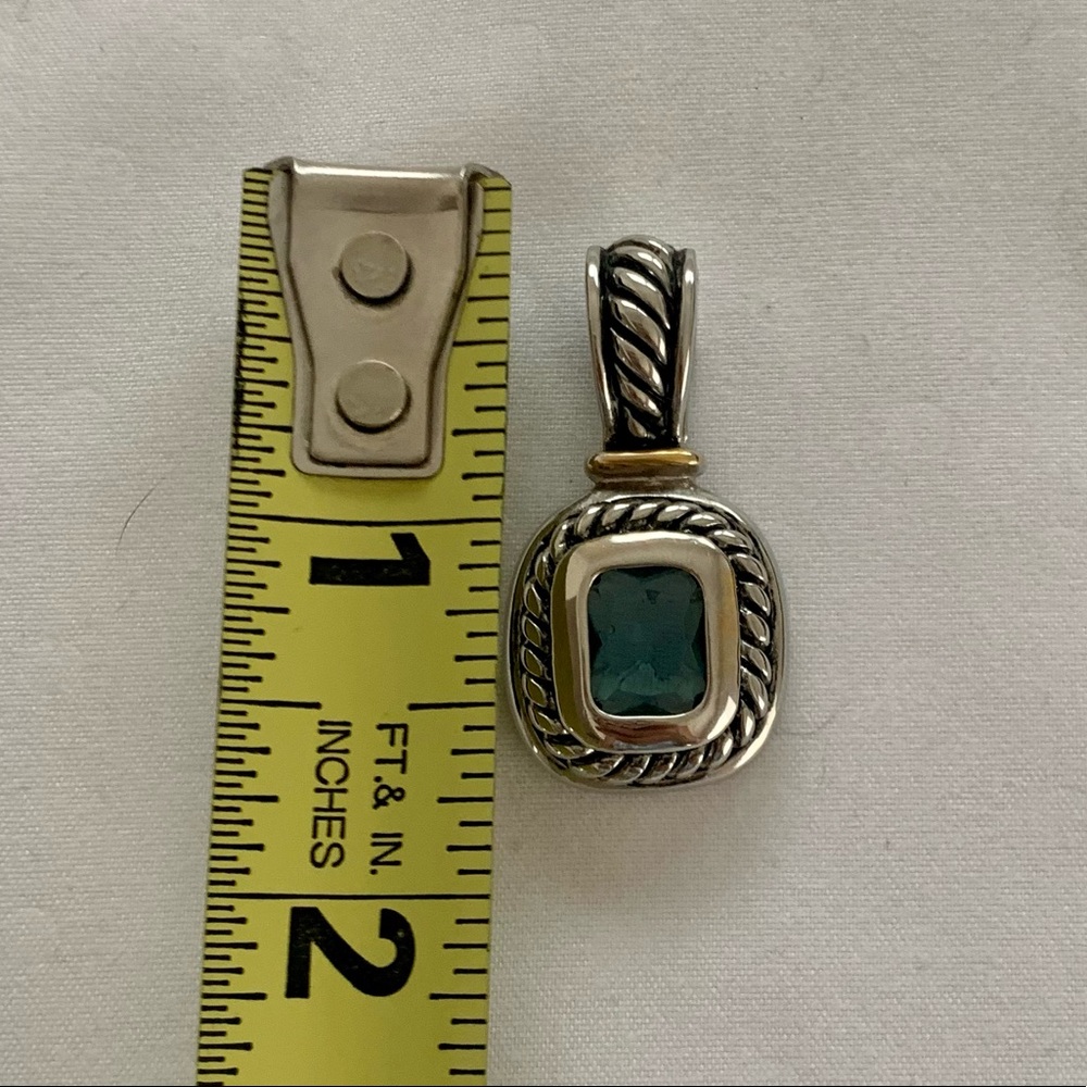 Pendant - Picture 9 of 11
